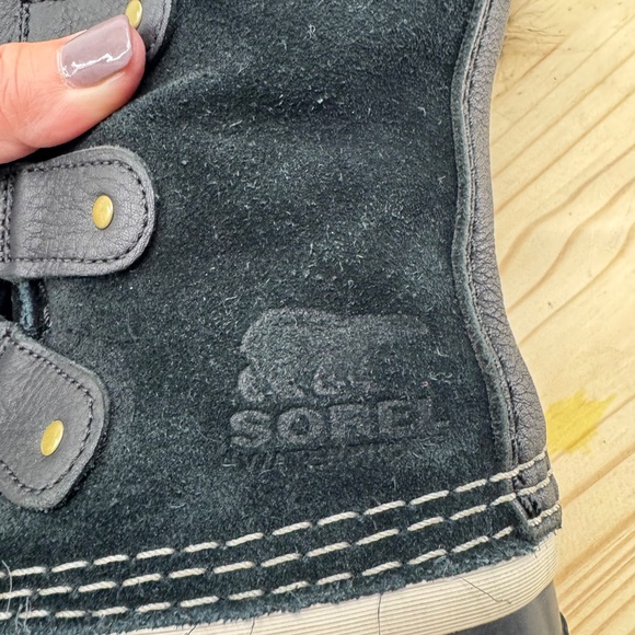 SOREL Joan of Arctic Women's Waterproof Snow Boots Black Faux Fur Trim US 9 - Picture 8 of 13